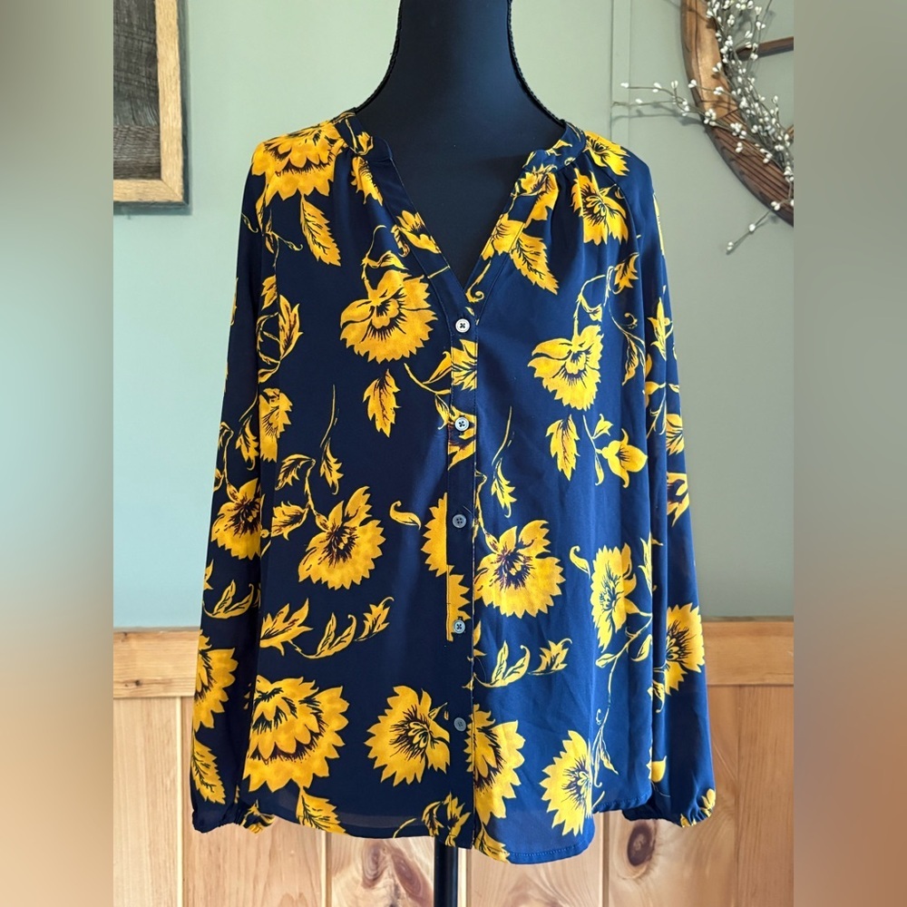 J. Crew V-Neck Navy Blue Blouse W/ Sunflower Floral Print size Small